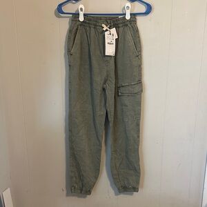 Girls size 11-12 ZARA Green Cargo Jogger Pants